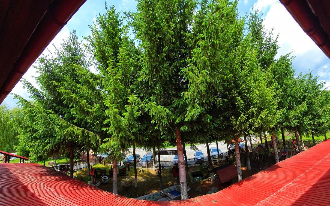 La Padure Ξενοδοχείο Brebu Εξωτερικό φωτογραφία