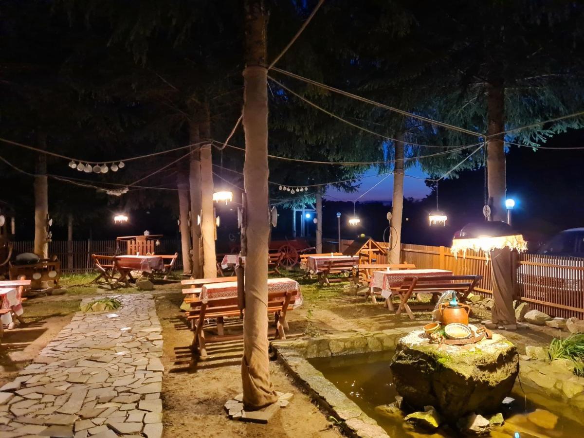 La Padure Ξενοδοχείο Brebu Εξωτερικό φωτογραφία