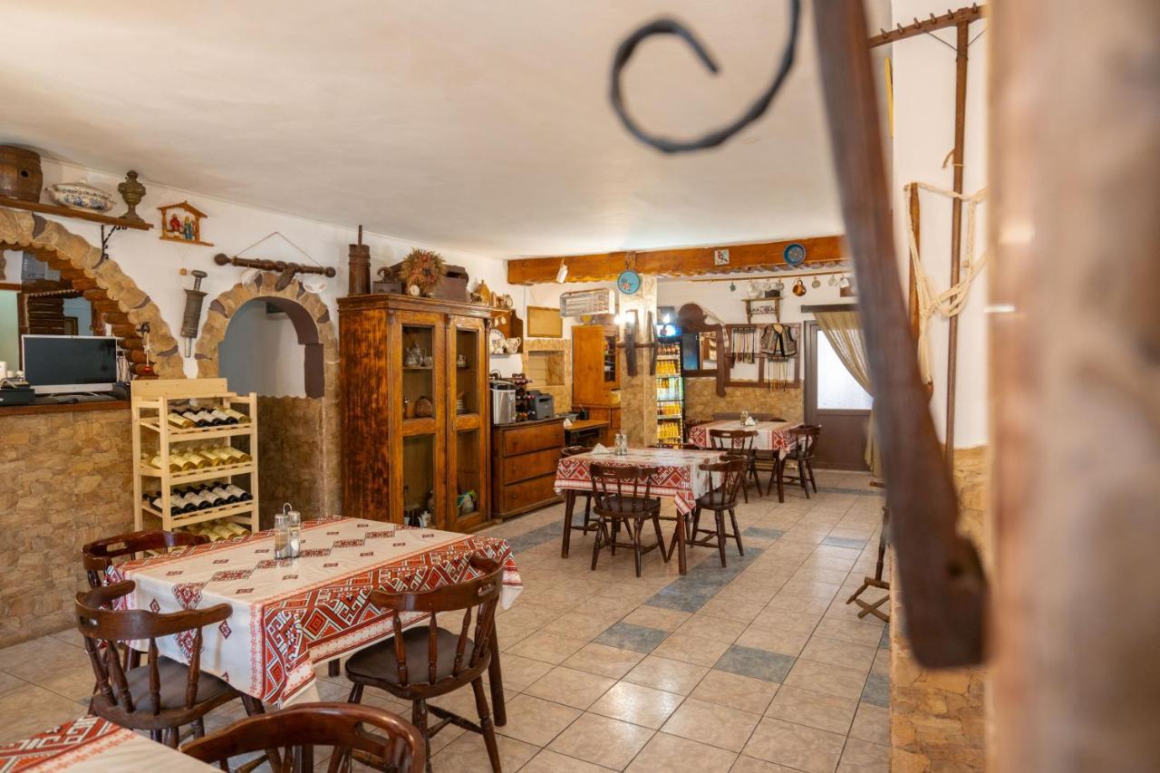 La Padure Ξενοδοχείο Brebu Εξωτερικό φωτογραφία